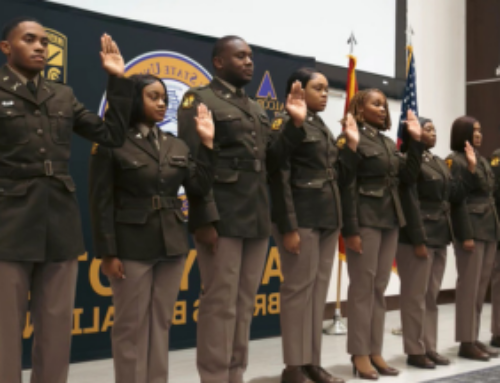 九州体育 State ROTC commissions eight new officers